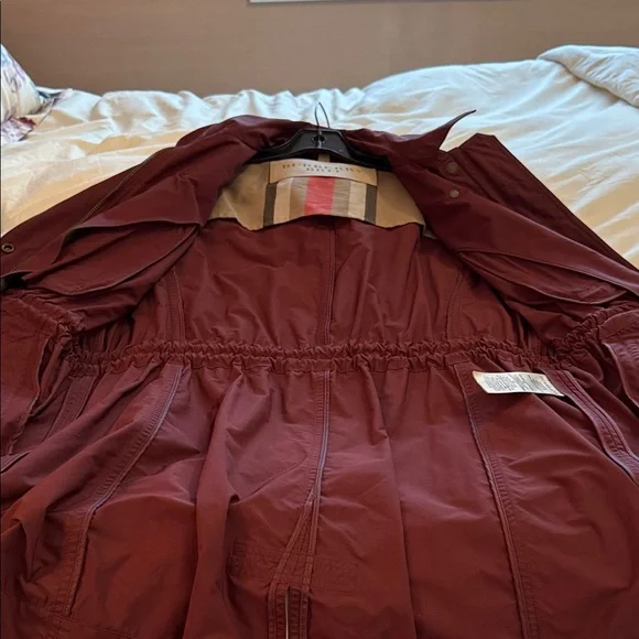 Burberry Burgundy Hooded Trench Coat - Picture 8 of 8